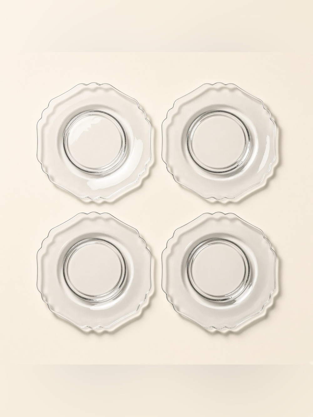 Anchor Hocking Scalloped Glass Plates Set of 4